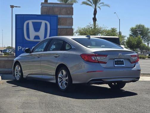 Lunar Silver Metallic 2018 Honda Accord LX