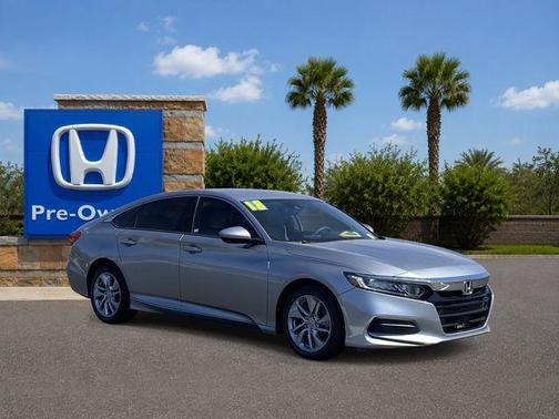 Lunar Silver Metallic 2018 Honda Accord LX