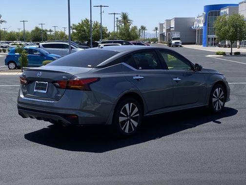 Gun Metallic 2021 Nissan Altima 2.5 SL