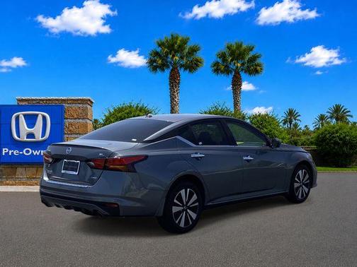 Gun Metallic 2021 Nissan Altima 2.5 SL