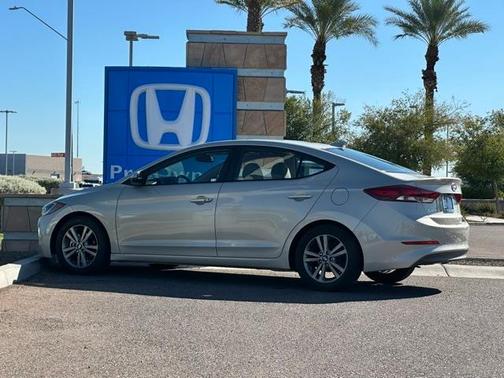 2017 Hyundai ELANTRA Value Edition