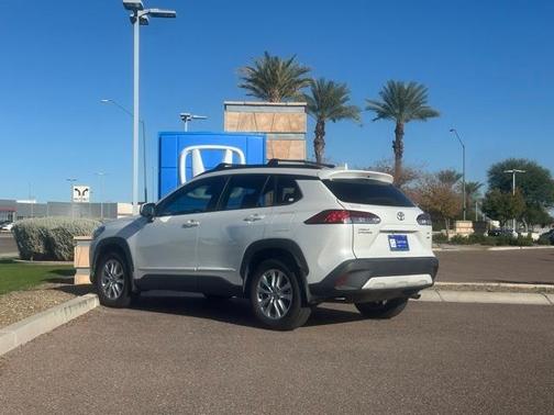 2022 Toyota Corolla Cross LE