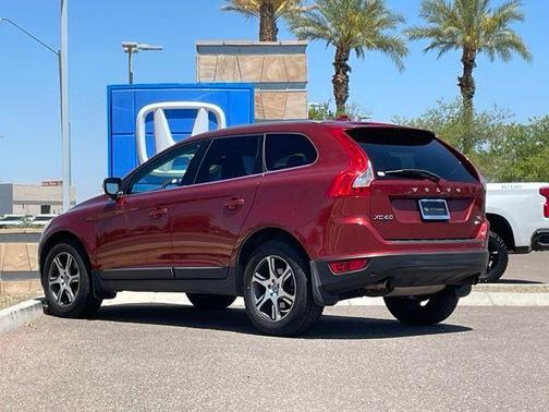 Flaminco Red Metallic 2013 Volvo XC60 T6