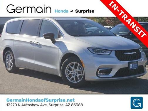 2024 Chrysler Pacifica Touring-L