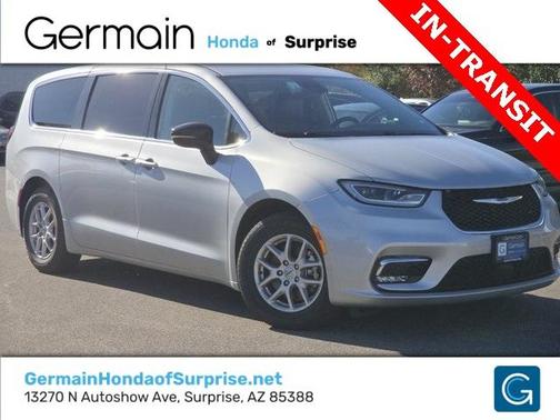 2024 Chrysler Pacifica Touring-L