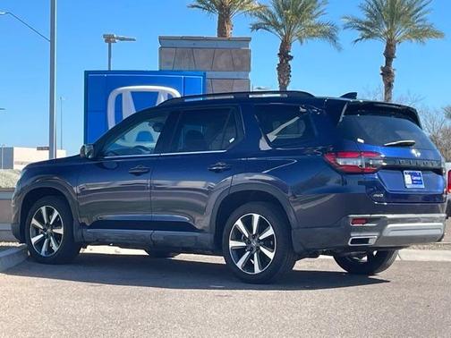 2023 Honda Pilot Touring
