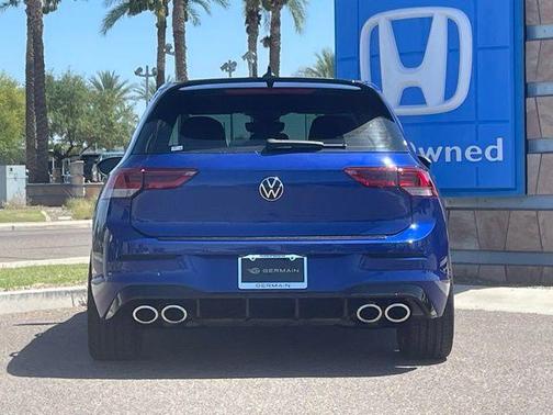 Lapiz Blue Metallic 2024 Volkswagen Golf R 2.0T