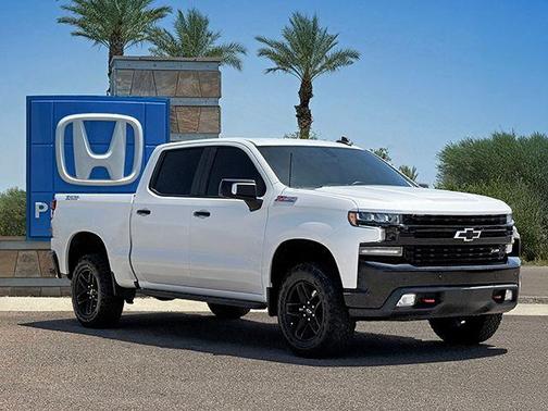 Iridescent Pearl Tricoat 2021 Chevrolet Silverado 1500 LT Trail Boss