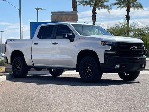 Iridescent Pearl Tricoat 2021 Chevrolet Silverado 1500 LT Trail Boss