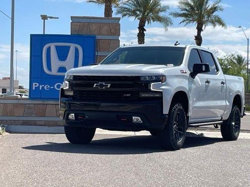 Iridescent Pearl Tricoat 2021 Chevrolet Silverado 1500 LT Trail Boss