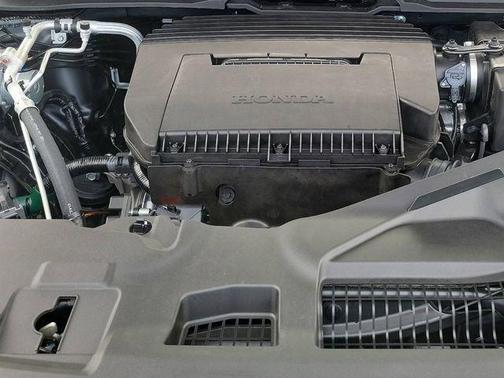 Solar Silver Metallic 2026 Honda Pilot Black Edition