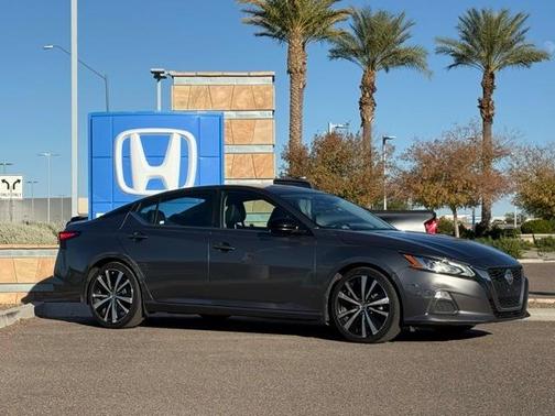 2020 Nissan Altima 2.5 SR