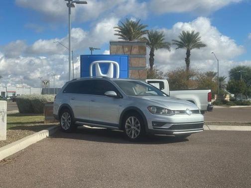 2017 Volkswagen Golf Alltrack TSI SE