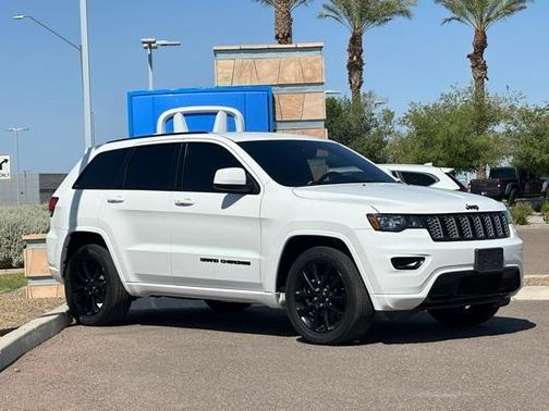 2018 Jeep Grand Cherokee Altitude