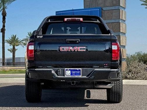 2025 GMC Canyon AT4