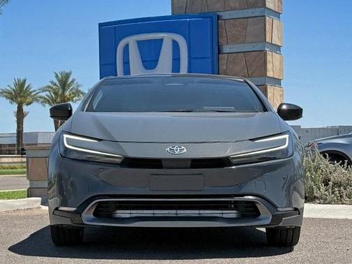 2024 Toyota Prius XLE