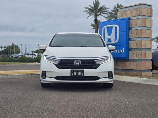 Platinum White Pearl 2023 Honda Odyssey Elite