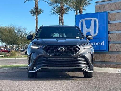 2023 Toyota Highlander XSE