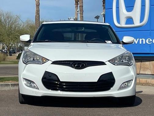 2013 Hyundai Veloster Base