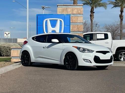 2013 Hyundai Veloster Base