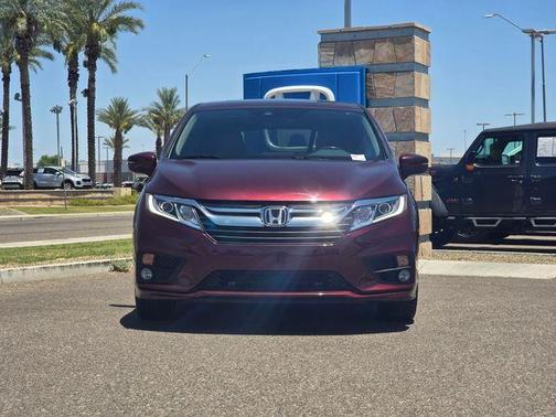 Deep Scarlet Pearl 2018 Honda Odyssey EX-L