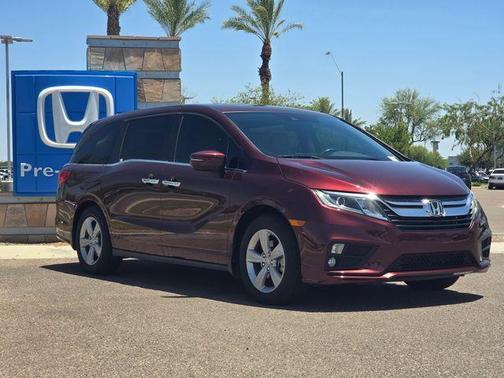 Deep Scarlet Pearl 2018 Honda Odyssey EX-L