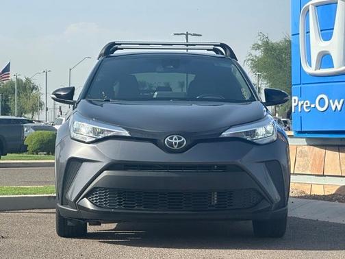 2022 Toyota C-HR XLE