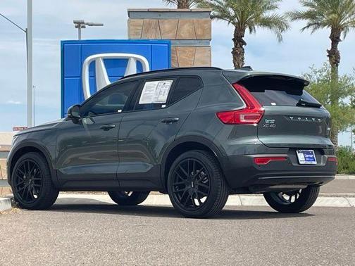 Forest Green 2026 Volvo XC40 B5 Ultra