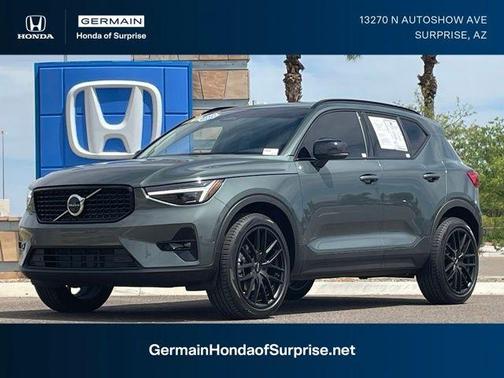 Forest Green 2026 Volvo XC40 B5 Ultra