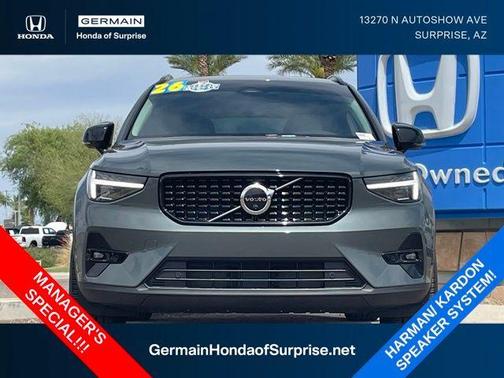 Forest Green 2026 Volvo XC40 B5 Ultra