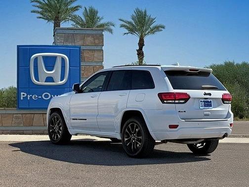 2020 Jeep Grand Cherokee Altitude