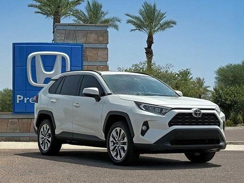 2021 Toyota RAV4 XLE Premium