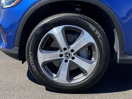 Starling Blue Metallic 2022 Mercedes-Benz GLC 300 Base
