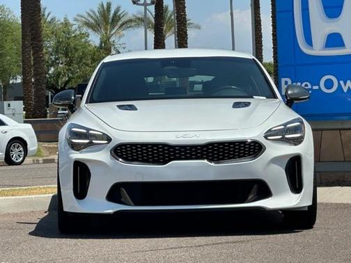 2022 Kia Stinger GT-Line