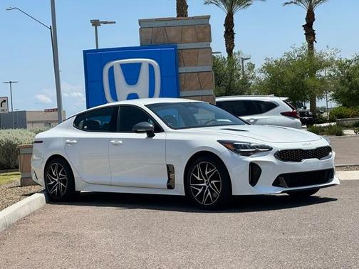 2022 Kia Stinger GT-Line