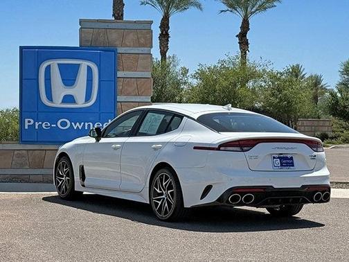 2022 Kia Stinger GT-Line