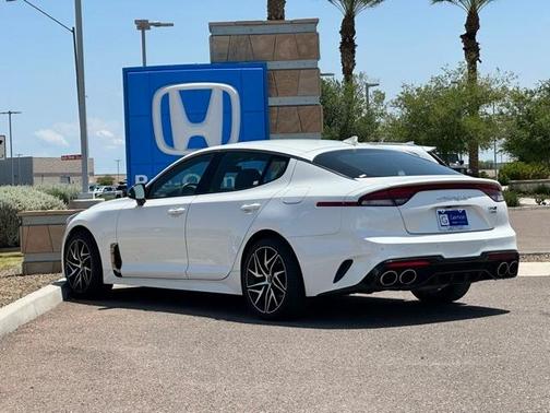 2022 Kia Stinger GT-Line