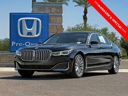 2022 BMW 740 i