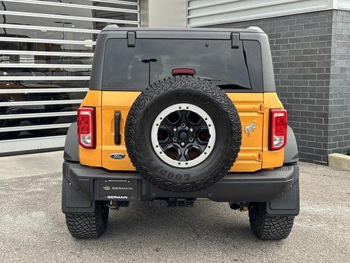 Cyber Orange Metallic Tricoat 2022 Ford Bronco Black Diamond