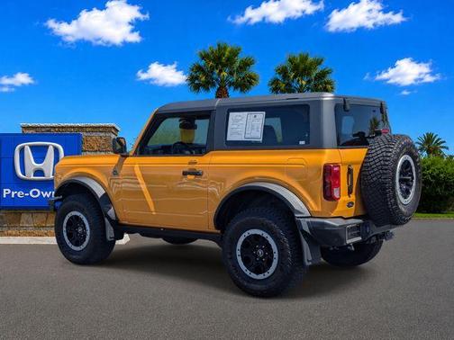 Cyber Orange Metallic Tricoat 2022 Ford Bronco Black Diamond