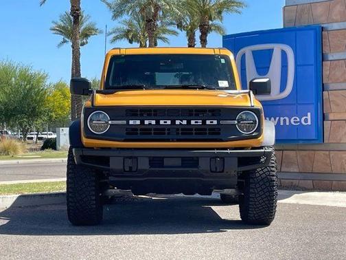 Cyber Orange Metallic Tricoat 2022 Ford Bronco Black Diamond