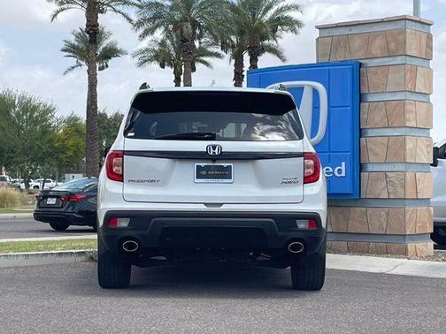 Platinum White Pearl 2020 Honda Passport Elite