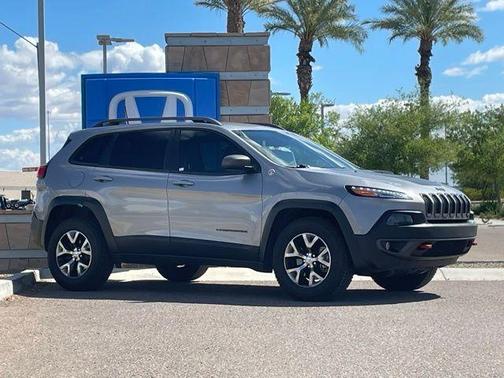 Billet Silver Metallic Clearcoat 2016 Jeep Cherokee Trailhawk