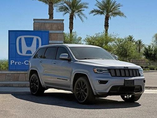 2020 Jeep Grand Cherokee Altitude