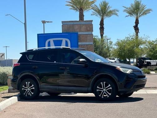 2016 Toyota RAV4 LE
