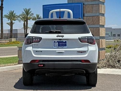 2023 Jeep Compass Trailhawk