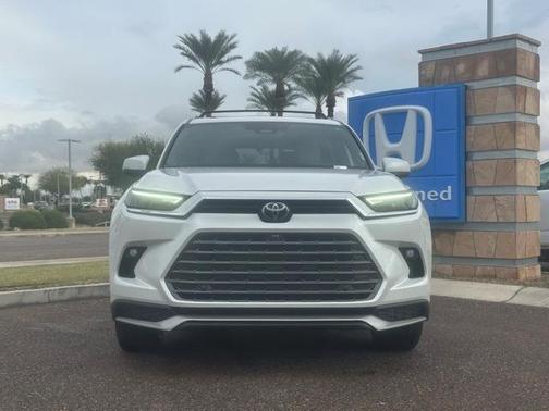 2024 Toyota Grand Highlander Hybrid MAX Platinum