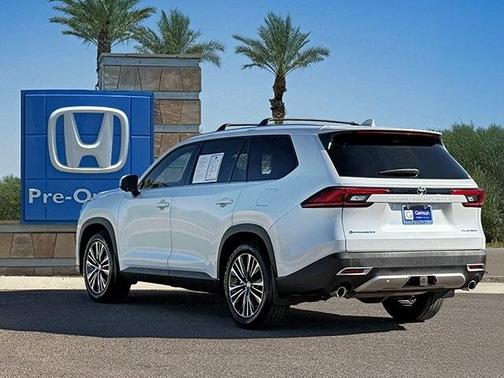 2024 Toyota Grand Highlander Hybrid MAX Platinum