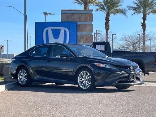 2020 Toyota Camry XLE