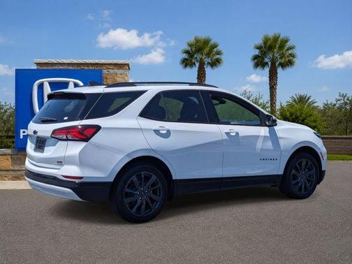 Summit White 2024 Chevrolet Equinox RS